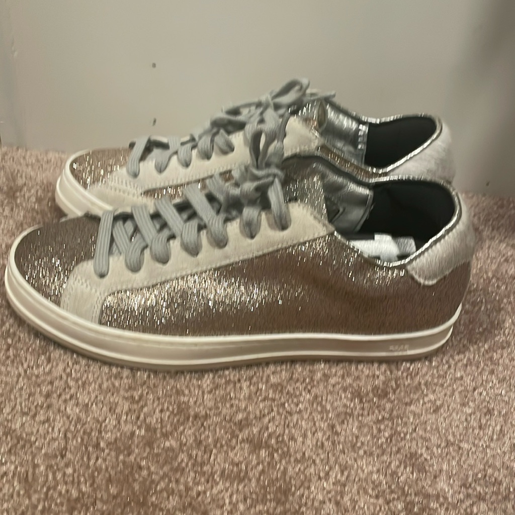 P448 Gold Glitter Sneakers Size 36